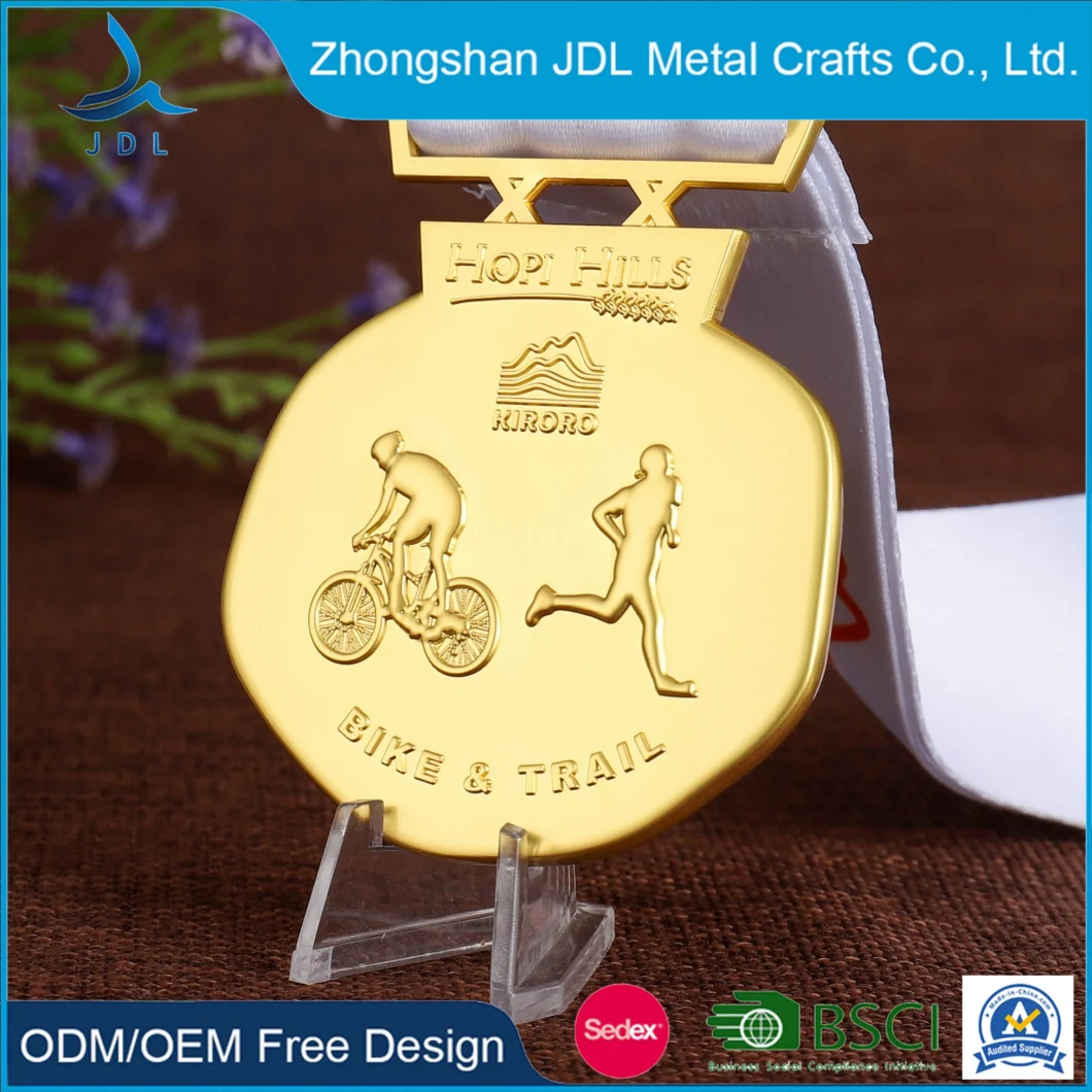 Custom Catholic Soccer Trophy World Cup Blank 3D Gold Military Running Arm Wrestling Swimming Gymnastics Dance Champions Taekwondo Metal League Sport Medal